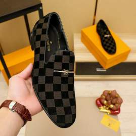 Picture of Louis Vuitton Shoes _SKULVsz38-44067913822